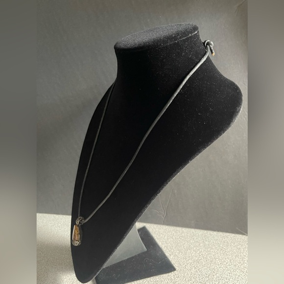 Baltic Amber Stone Cognac Colour Pendant Leather Cord Necklace - Picture 2 of 8